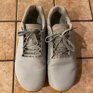 No Bull SF trainer.  Size 11.  Grey with gum bottoms